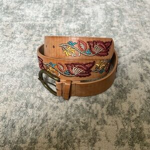 Floral embroidered belt 41”